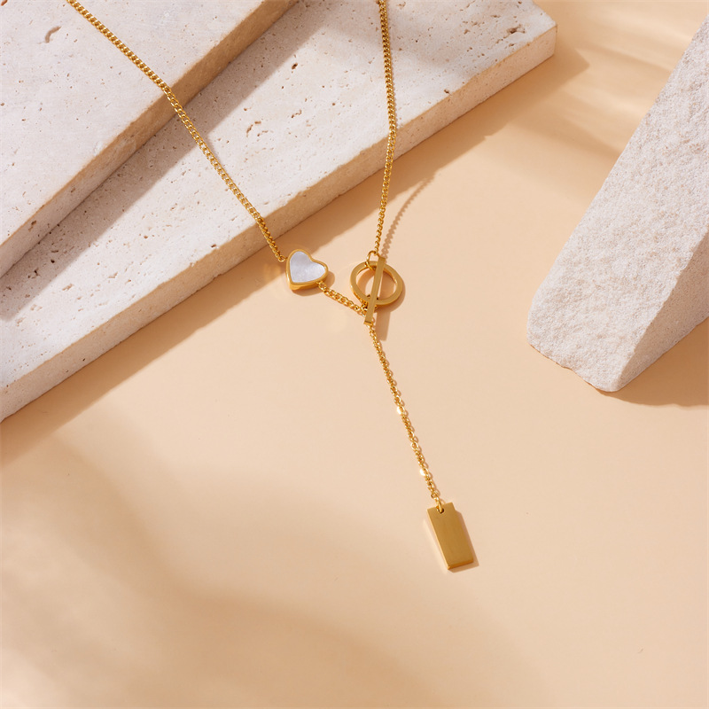 Korean-style fashionable and simple design gold-plated stainless steel heart-shaped square pendant OT buckle chain accessory necklace details Picture