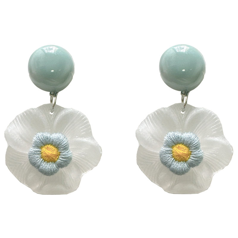 Spring and summer fresh and transparent small pink flower stud earrings, super fairy-like vacation photo frosted flower earrings, sweet and girlish earrings Item Picture