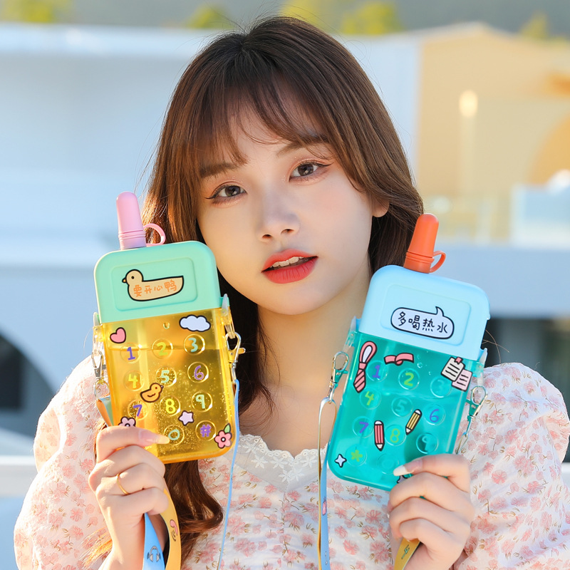 Yafiqi manufacturer wholesale cross-border e-commerce, cute mobile phones, children's plastic water cups, straws, crossbody straps, water bottles details Picture