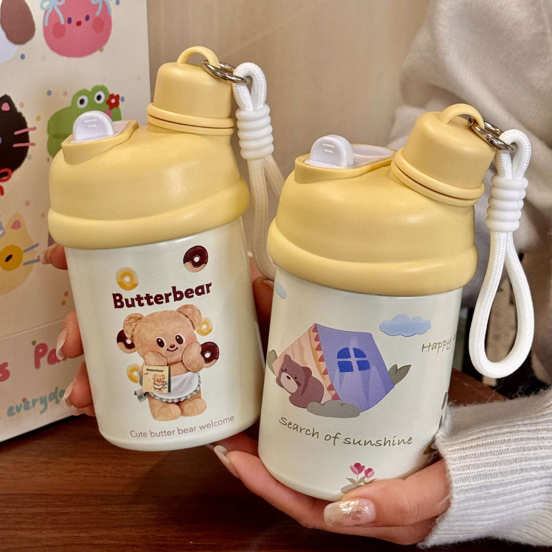 ins Girls' High School appearance level New insulated cup, Korean niche children's cartoon straw cup, large-capacity double drinking cup details Picture