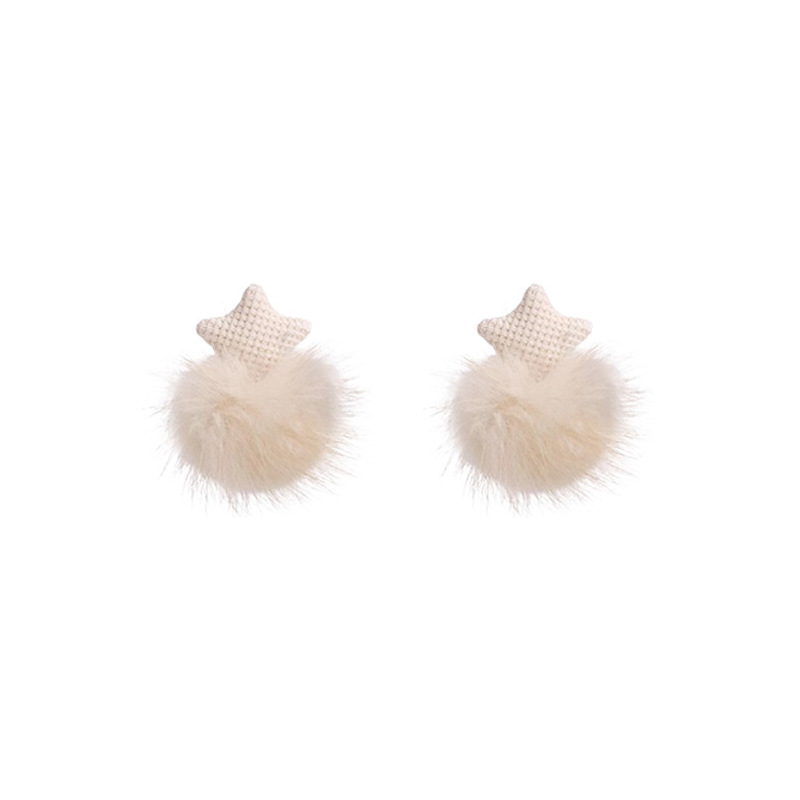 Plush star earrings for women 2024 new autumn and winter, with a high-end and niche design. The stud earrings are fashionable and versatile Christmas earrings Item Picture