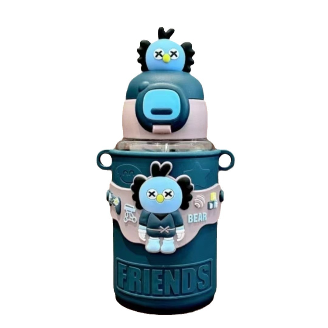Children's doll water cup, strawberry bear plastic cup, student cute cartoon straw cup, baby anti-drop portable carrier Application Scenario