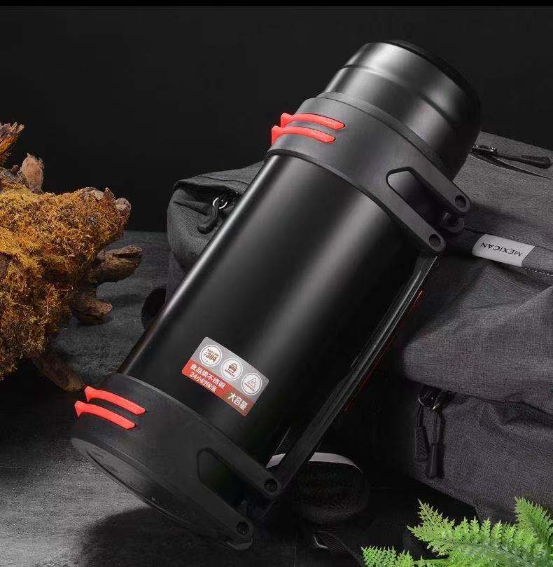 2000ml large-capacity vacuum insulated kettle, 304 stainless steel insulated cup, 2.0L outdoor car travel kettle details Picture
