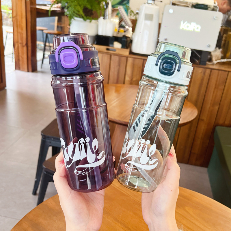 Summer new water cup, large-capacity plastic cup, student outdoor sports cup, high appearance level, high-temperature resistant straw, portable Application Scenario