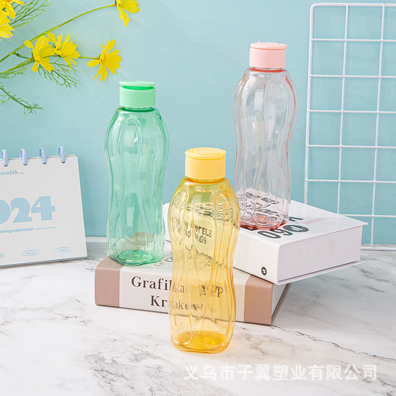 Factory direct sales of new Amazon plastic water cups, large-capacity hand-held cups, simple water bottles, single-layer portable new batch full figure