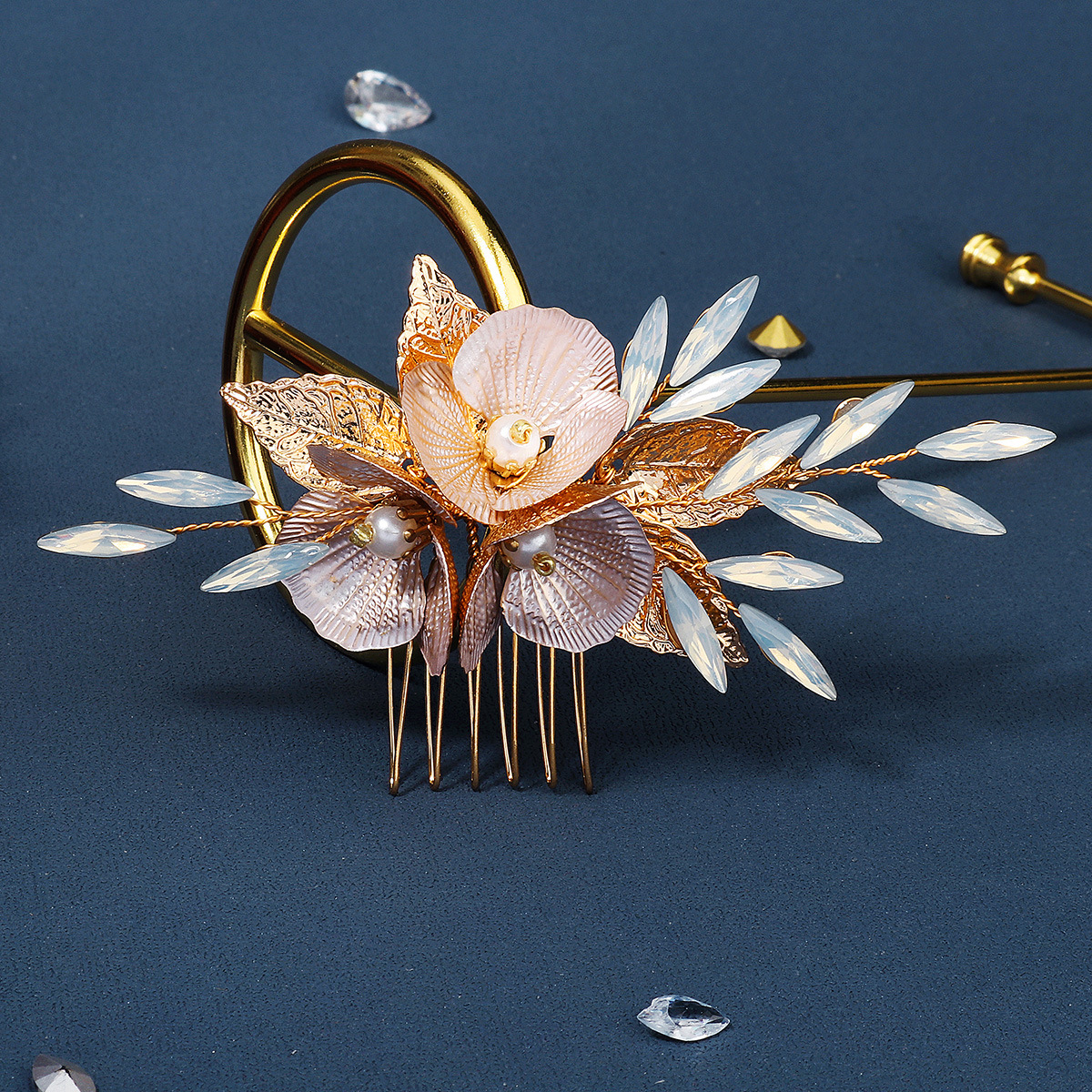 High-end forest-themed bride's headwear, golden flower jelly diamond insert comb, ancient-style Hanfu, Xiuhe dress, updo, hair comb for women Specification drawing