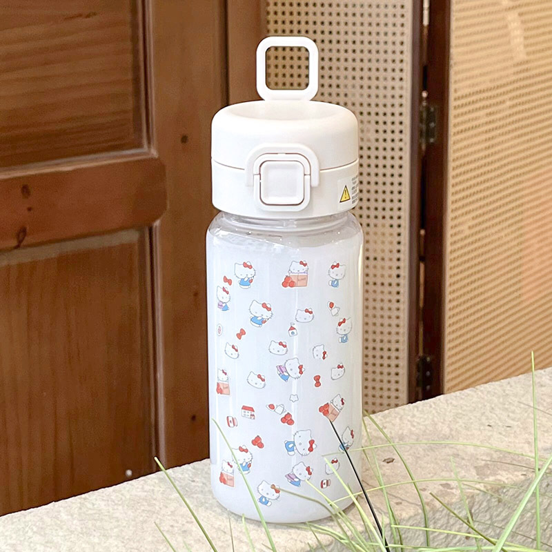 KT Cat ins Feng Shui Cup, new cute sticker Girls' Straw Cup, Portable large-capacity bouncing cup Application Scenario
