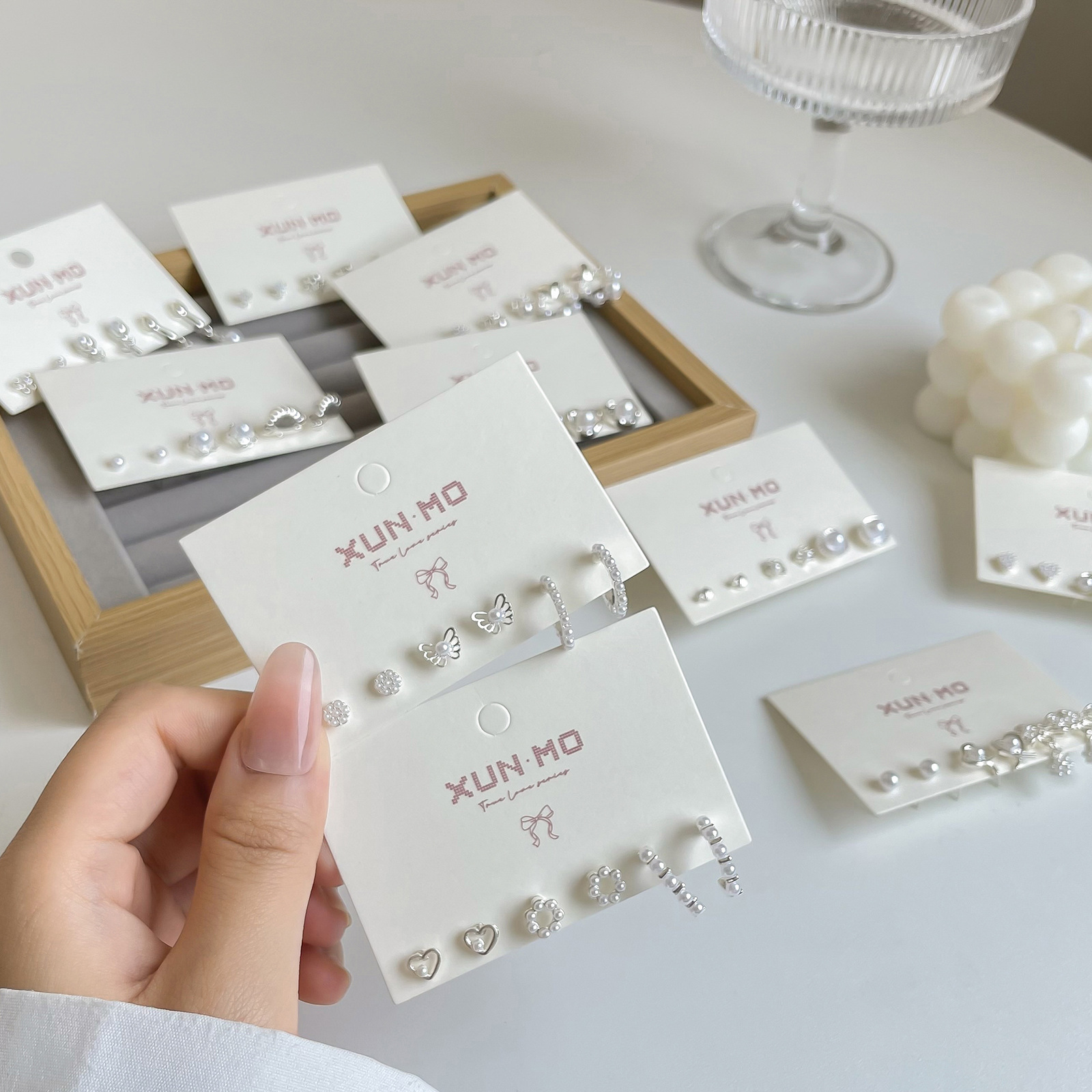 Summer new pearl stud set Collection, women's fashionable, simple and versatile earrings, light luxury and high-end earrings wholesale full figure