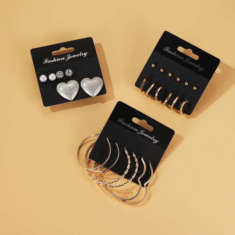 Cross-border best-selling geometric earring set combination, European and American ins style, individual and exaggerated three-piece earring set with multiple pairs of earrings Application Scenario