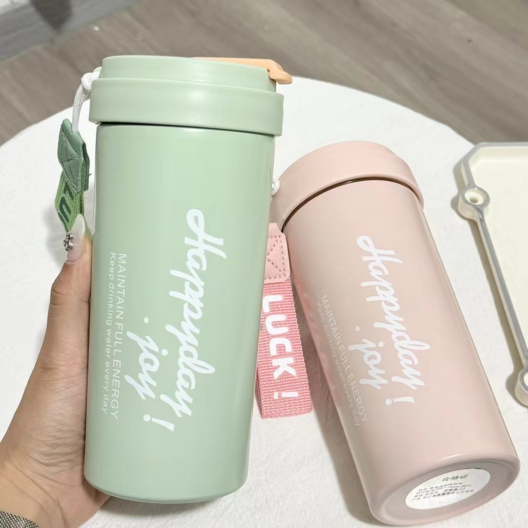 High appearance level coffee cup, 316 stainless steel insulated cup, simple and portable car straw cup, cute female student water cup details Picture