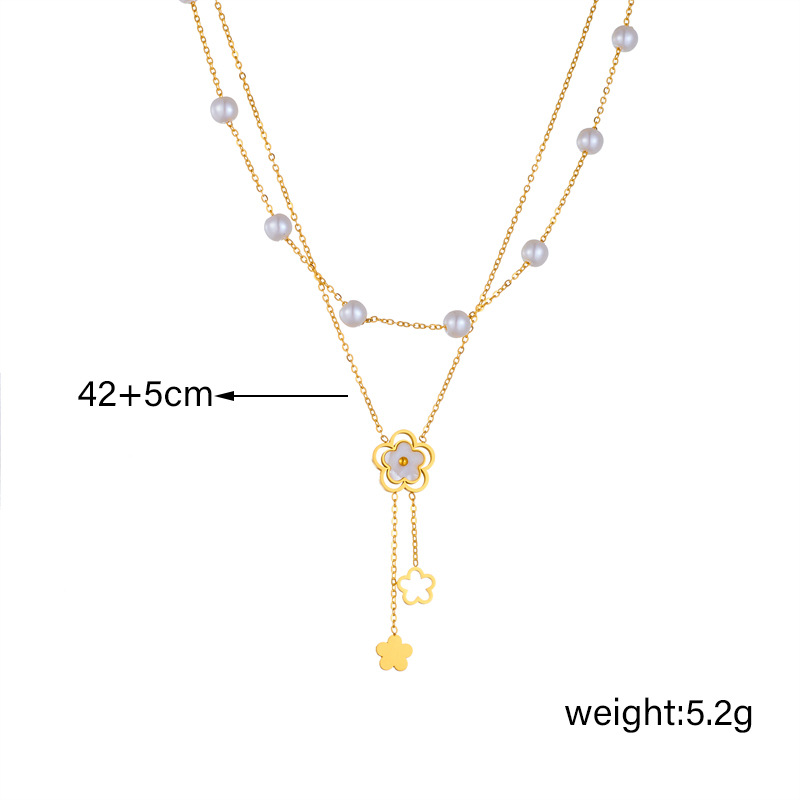 A fashionable and simple double-layer pearl flower chain tassel pendant titanium steel necklace Application Scenario
