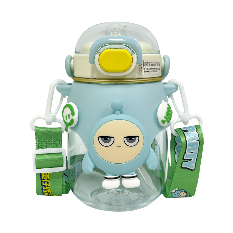 Summer girls' large capacity, high appearance level cup, popular portable straw, plastic cup, cartoon doll cup Item Picture