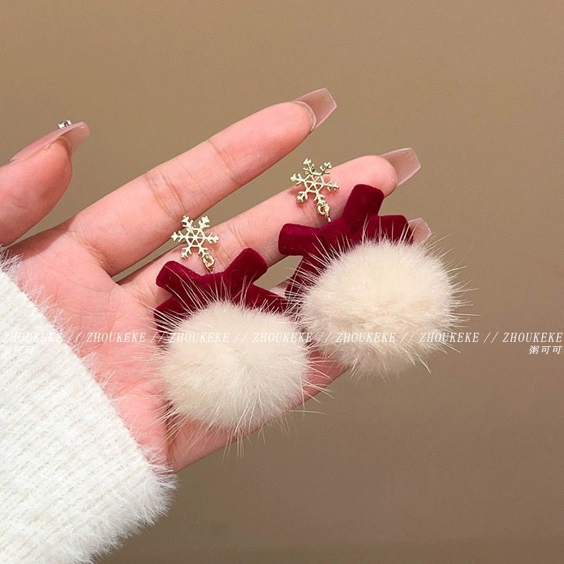 Autumn and winter New Year Red velvet bow plush earrings, 2024 New style bestseller stud earrings, unique pom-pom earrings for women Specification drawing
