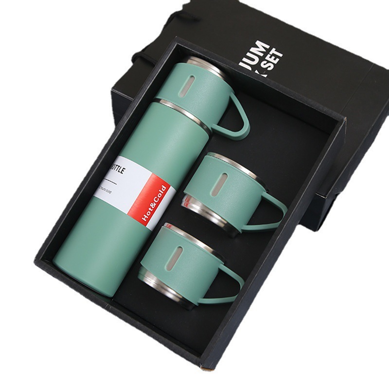 Thermos cups as souvenirs and business annual meeting gifts can be customized with engraved characters and logos. The material of the water cups can be selected and they are available in gift boxes Item Picture