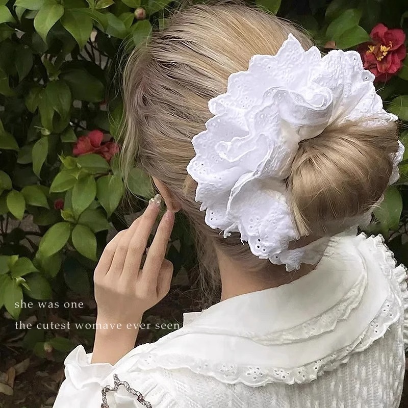 Retro double-layer large lace-trimmed hair tie for women, French Lolita hollowed-out large intestine tie, with a high-end look details Picture