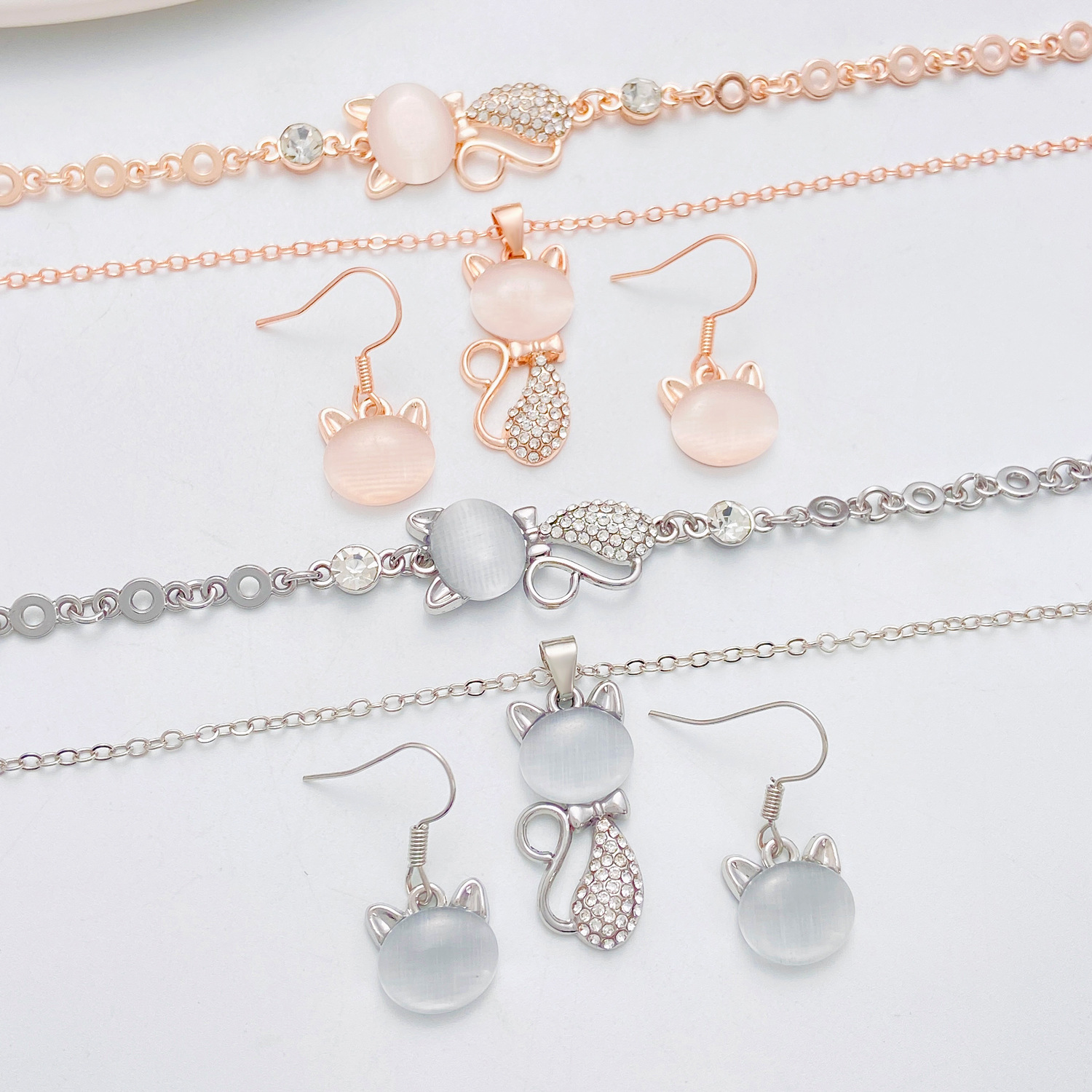 Cross-border fashion cat's eye stone cat earrings, necklaces, bracelets, women's light luxury and elegant jewelry set, European and American accessories full figure