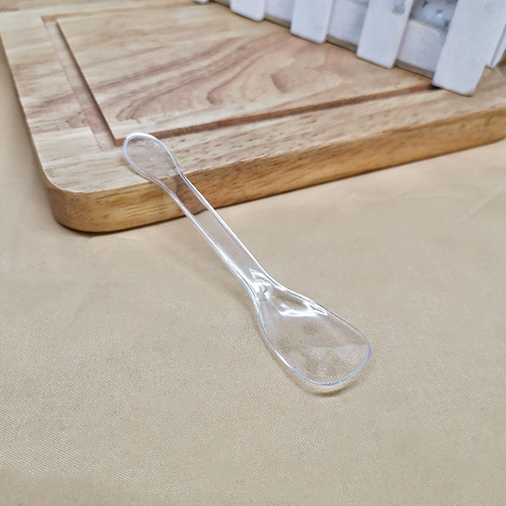 Wholesale from the manufacturer: ice cream spoons, cakes, yogurt, double-layer milk, desserts, mousse pudding, disposable plastic knives, forks and spoons details Picture