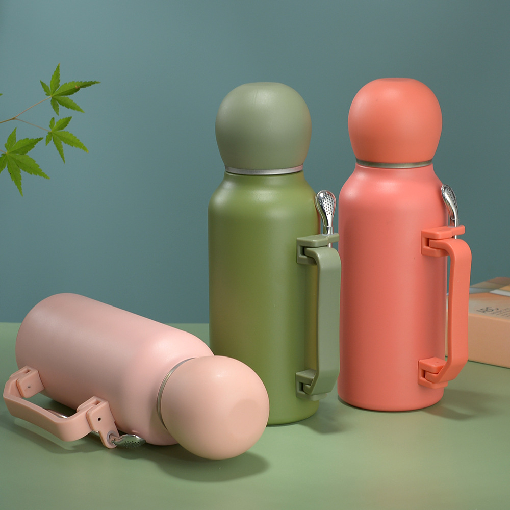 New cross-border football cup, outdoor sports convenient water cup, stirring straw spoon, 304 stainless steel insulated cup and kettle Specification drawing
