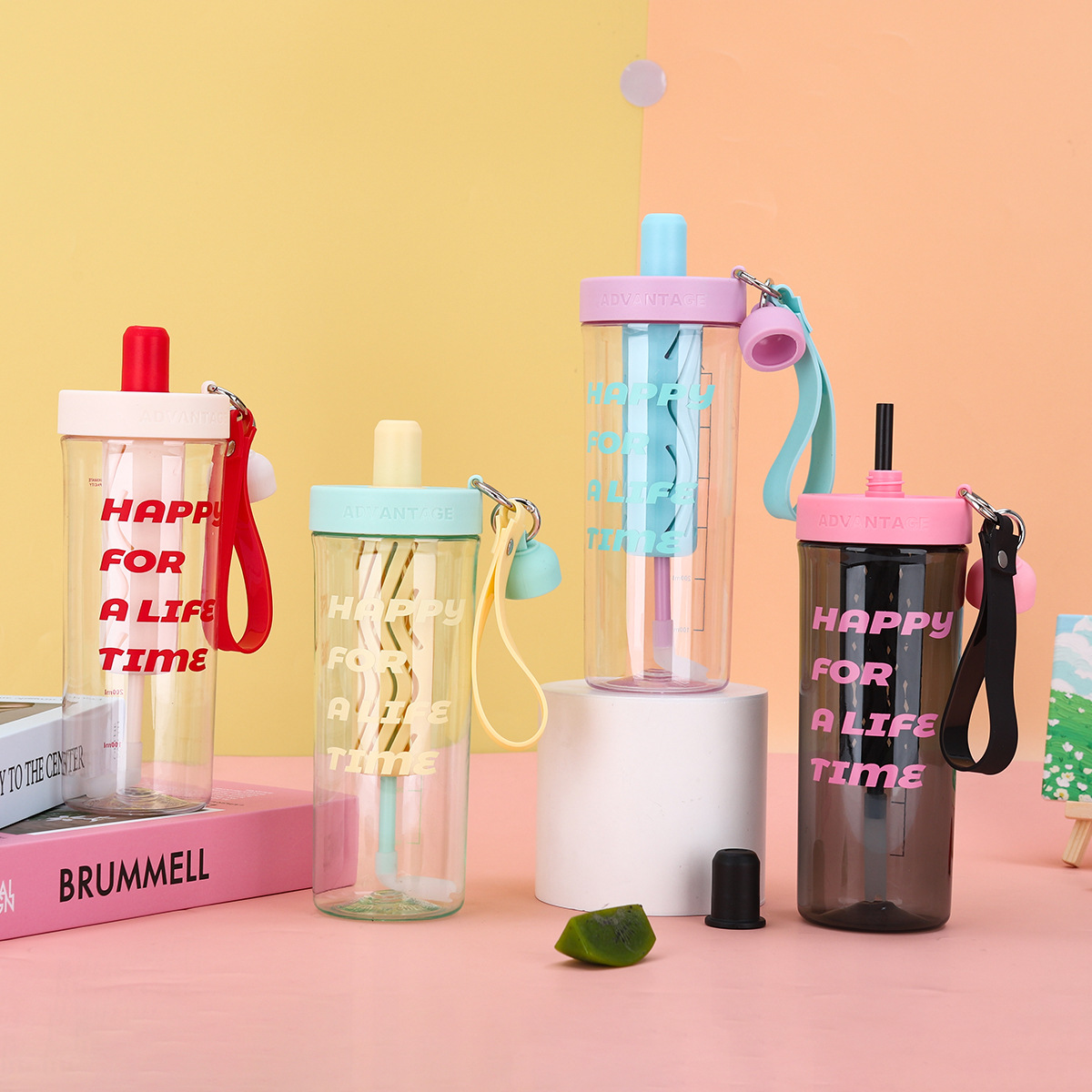 Summer new high appearance level plastic cup, simple and creative straw cup, large-capacity outdoor portable water cup for men and women Application Scenario