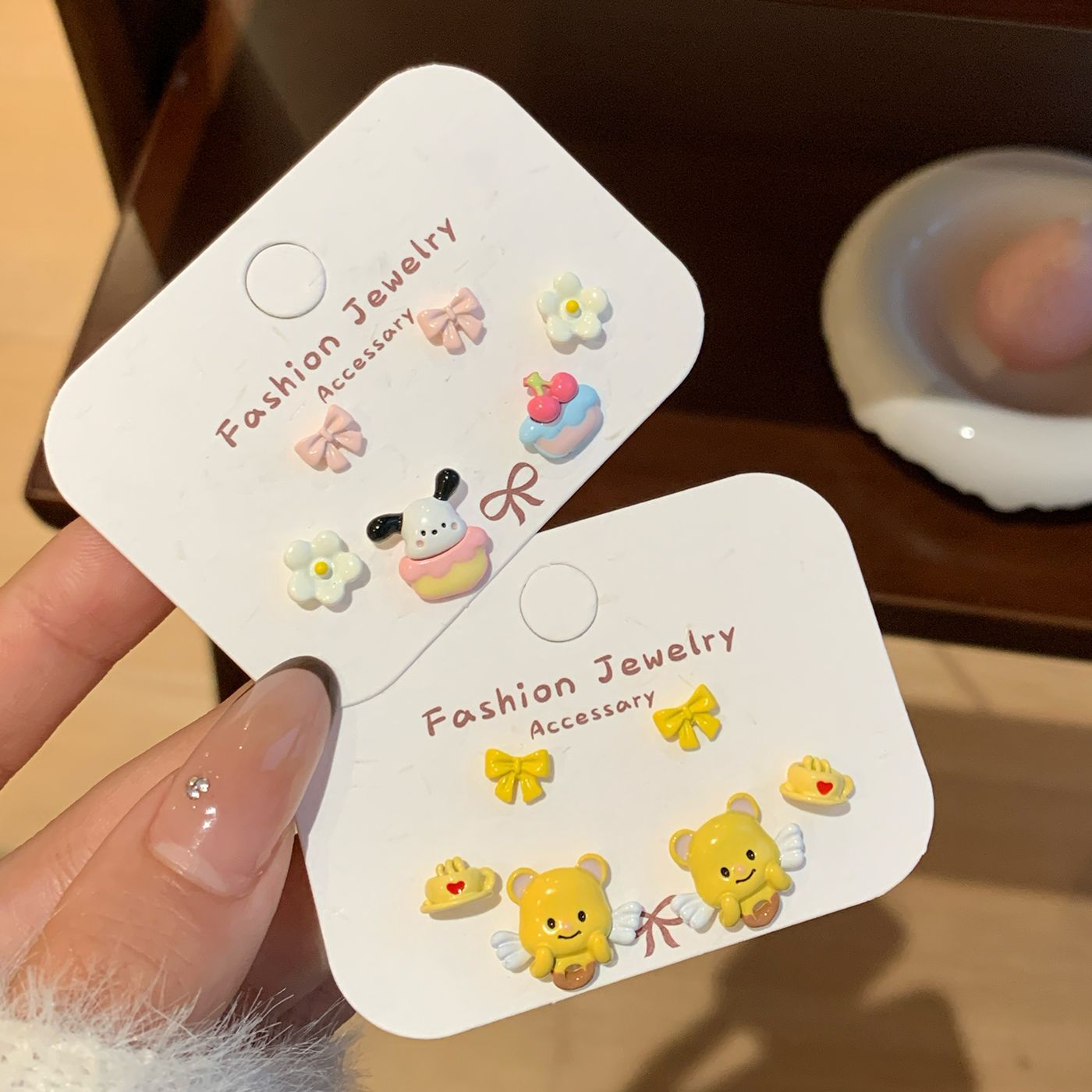 Cute cartoon butter bear stud earrings, silver needle for girls, delicate dessert for puppies, fresh and cute student earrings full figure