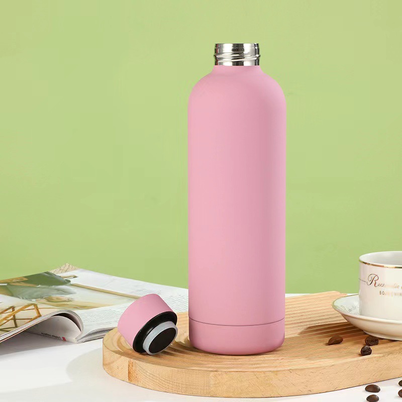 304 stainless steel small-mouth bottle, rubber-painted sports water bottle, outdoor insulated cup, thickened double-layer water cup, cross-border wholesale Application Scenario