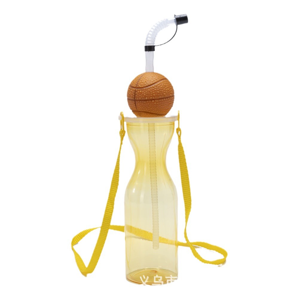 Factory direct supply cartoon animal straw cup 450ml water cup, popular milk tea and juice cup with lanyard and shoulder strap, portable Item Picture