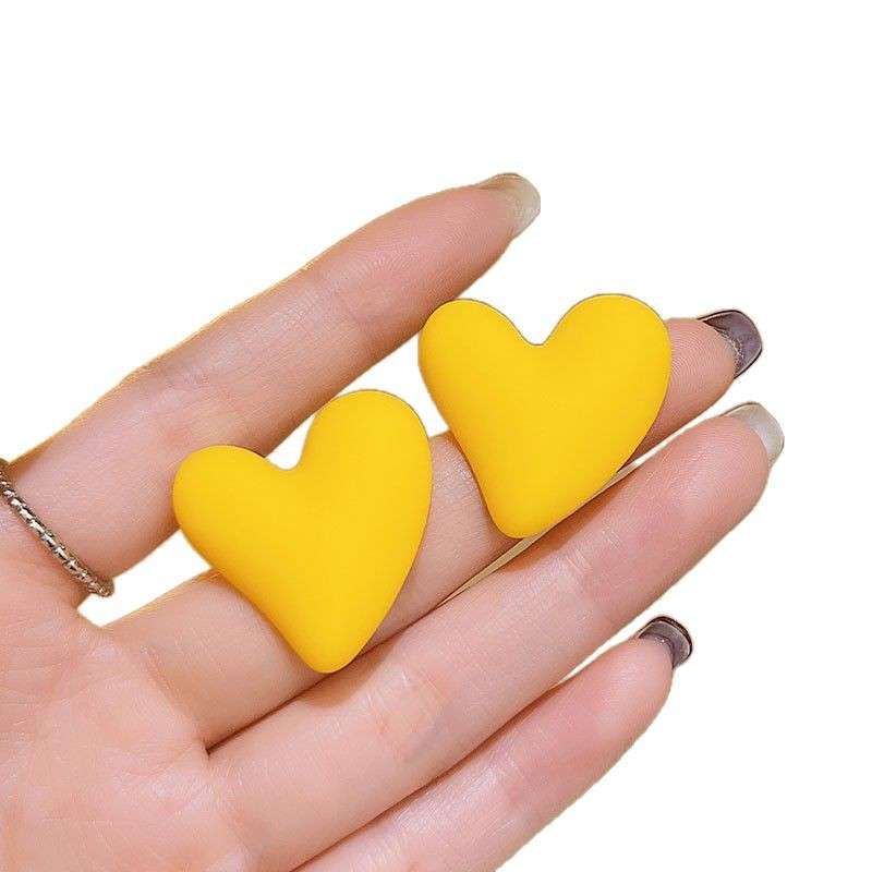 Yellow mesh flower earrings for women, 2025 new style, high-end forest-themed fresh and delicate stud earrings, elegant vacation style earrings Item Picture