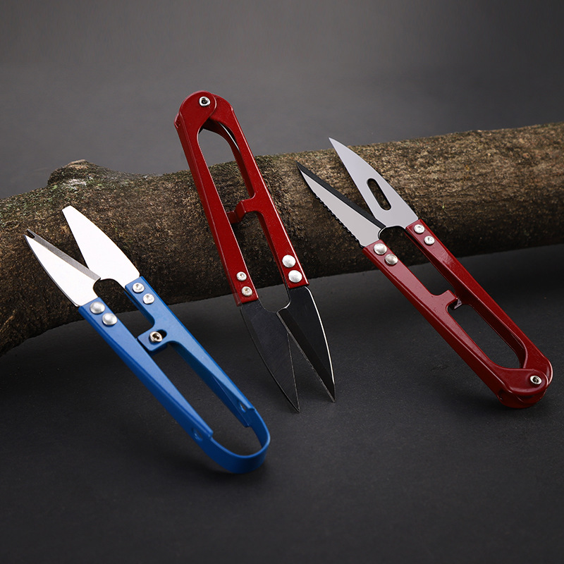 Wholesale of household stainless steel U-shaped shears, spring cross-stitch thread cutters, fishing line sewing scissors, and colored small scissors Application Scenario