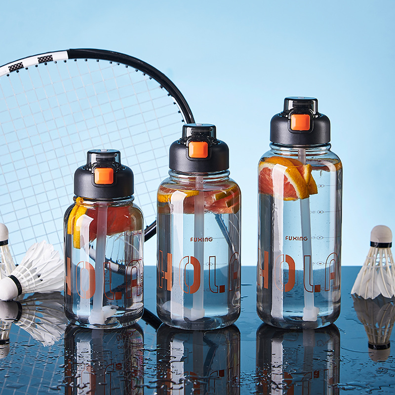 Summer sports water cups, men's and women's outdoor plastic water cups, portable high-temperature resistant plastic cups, simple and high-appearation-level space cups Specification drawing