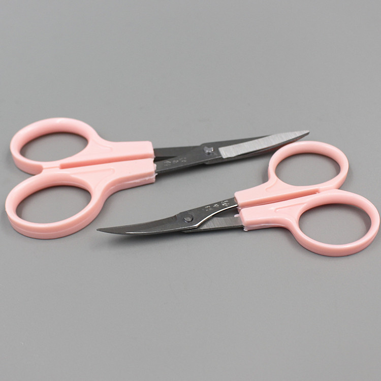 Wang Wuquan's small scissors, curved cross-shaped embroidery scissors, and small scissors for cutting loose threads full figure