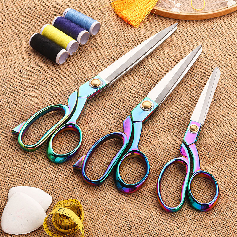 Stainless steel clothing scissors, tailors, professional scissors for cutting clothing fabrics, silk thread ends, tailors, household sewing scissors Application Scenario