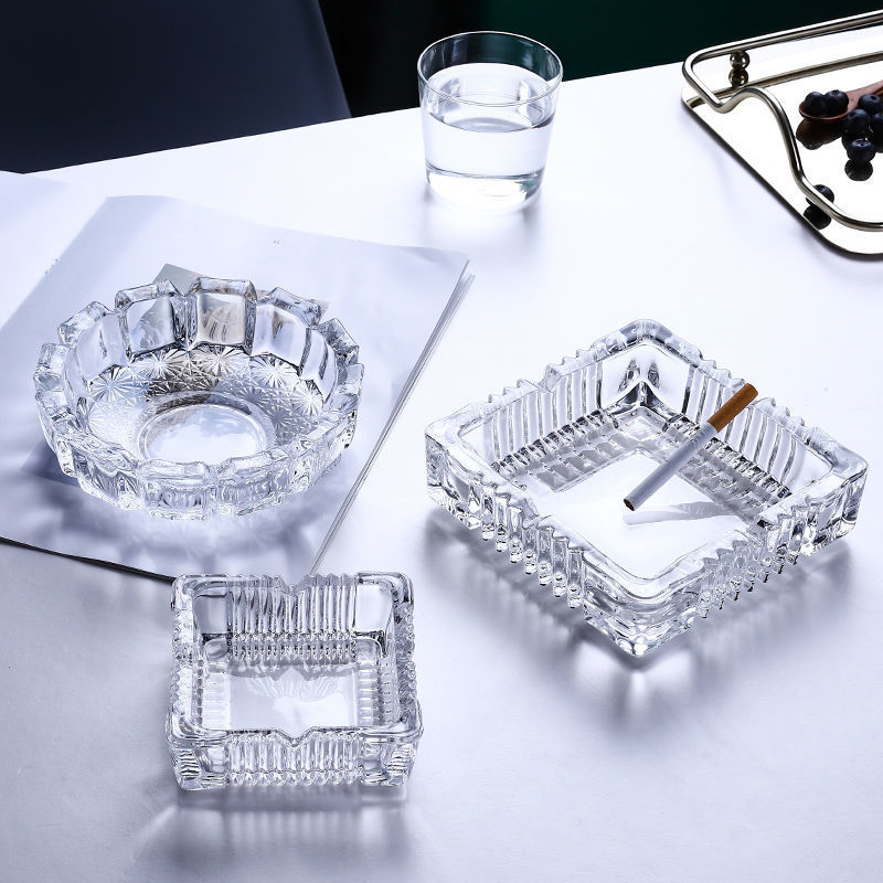 Household square glass ashtray, personalized and trendy, anti-fly ash, large crystal glass ashtray for office and living room Specification drawing