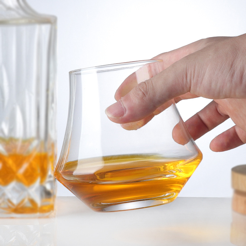 Wholesale creative wine blade cups, whisky wine glasses, household crystal glass cups, bar commercial beer glasses, ice hockey glasses Application Scenario