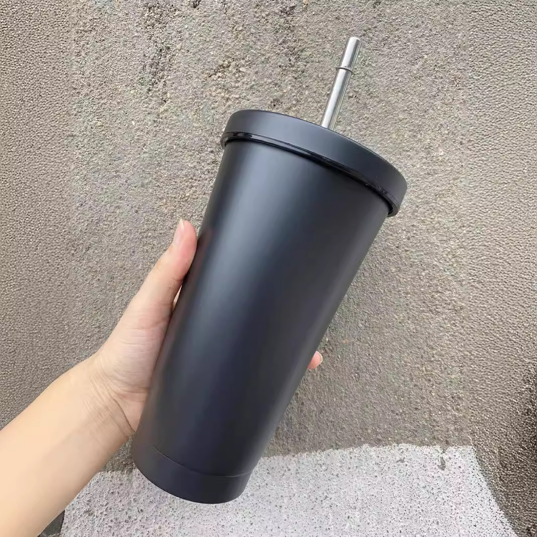 New gradient color cups, diamond-shaped insulated cups with straws, stainless steel double-layer water cups, advertising gifts, coffee water cups Application Scenario