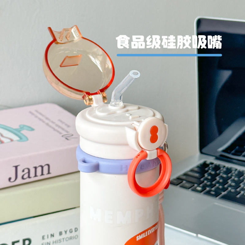 Dopamine high appearance level insulated cup, girls' office portable cup, 316 stainless steel lock buckle simple straw cup Application Scenario
