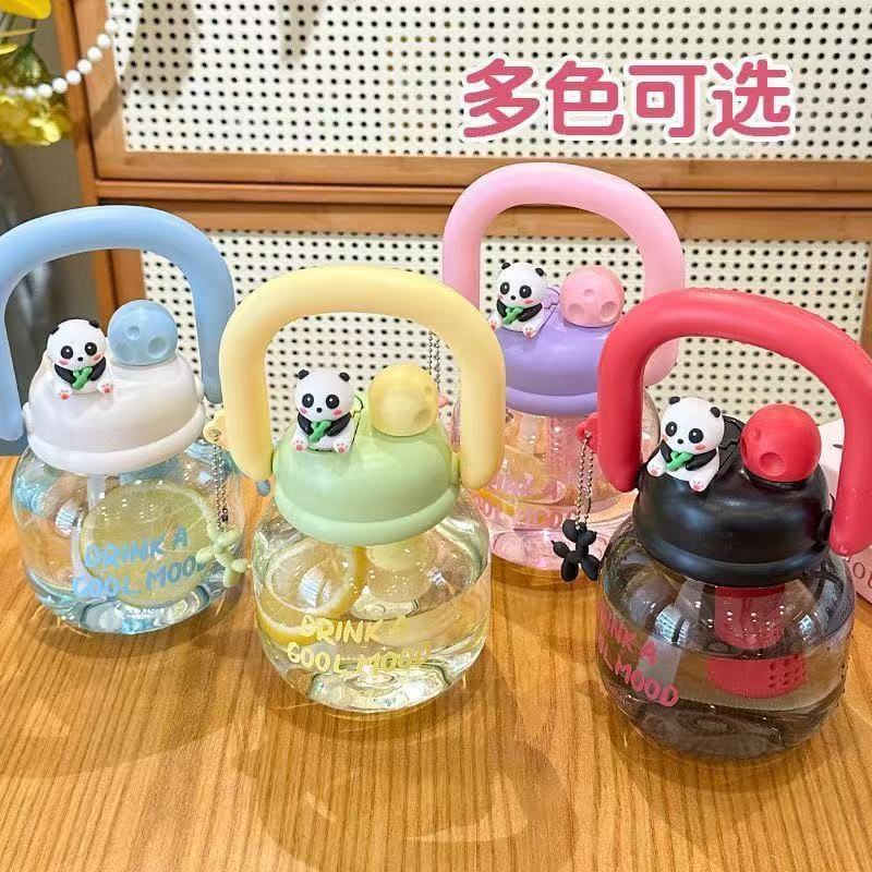 New cartoon hand-held teapot with large capacity, tea bin, tea and water separation, tonnage cup, outdoor portable double-drinking straw cup full figure