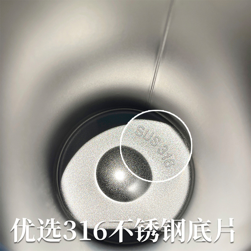 New children's large-capacity insulated cup, simple straw cup, portable drinking water pot for school, gradient sports portable cup Application Scenario