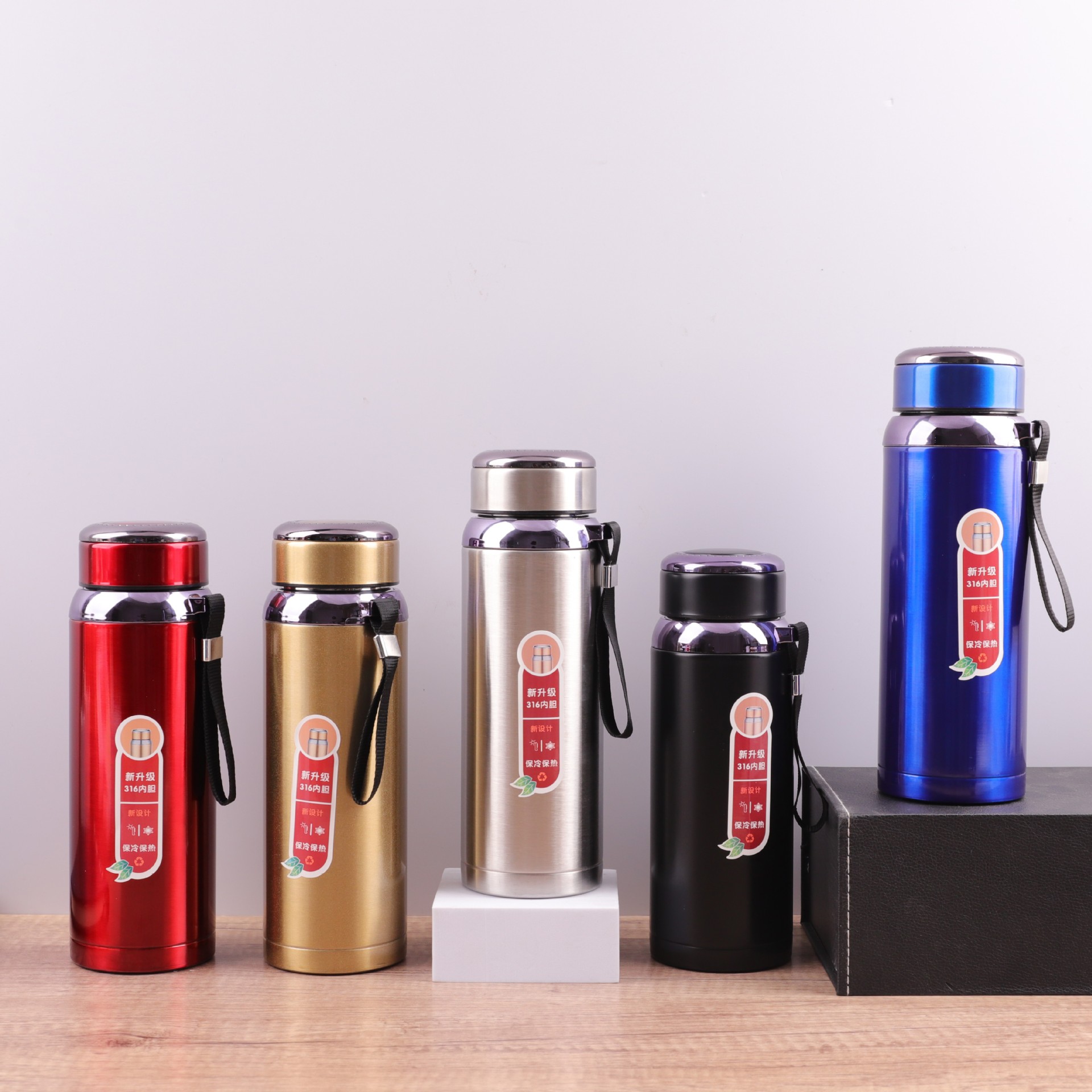 New 316 stainless steel insulated cup, gradient strap travel kettle, large capacity outdoor sports kettle, wholesale logo details Picture