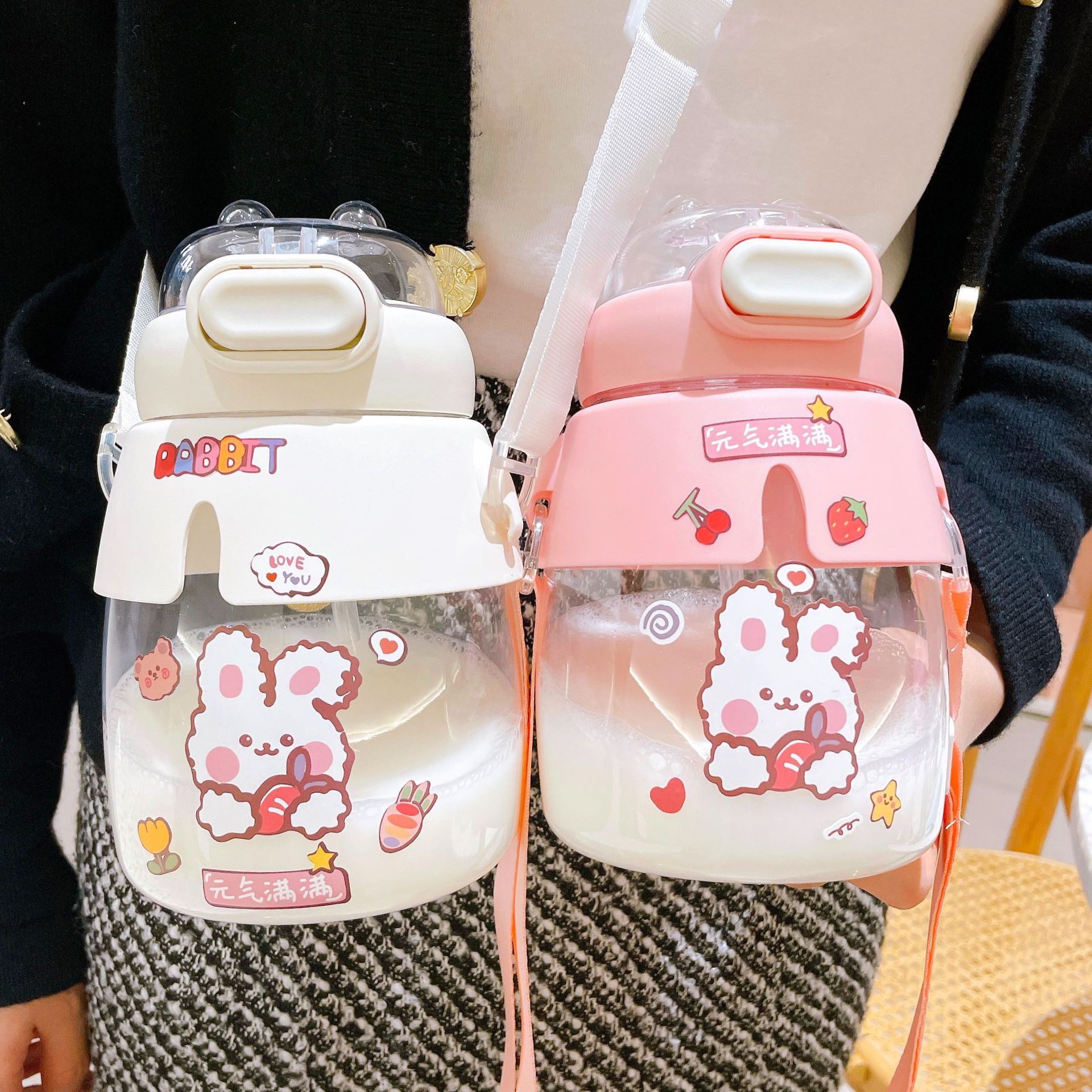 Cartoon big-belted water cup, high appearance level, Instagram influencer cute water bottle, student girl portable slanted outdoor straw cup Specification drawing
