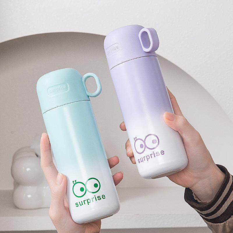 Mini 316 stainless steel vacuum insulated cup, cute children's water cup, portable for boys and girls, high appearance level, portable cup Application Scenario