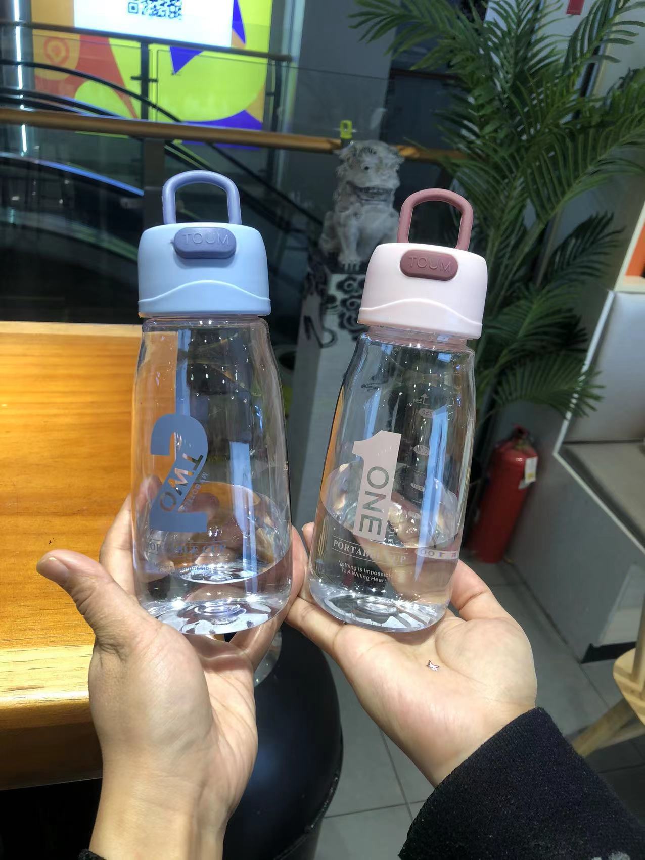 Summer new portable cup, digital water bottle with filter screen, space cup, graduated plastic cup, student durable water cup details Picture