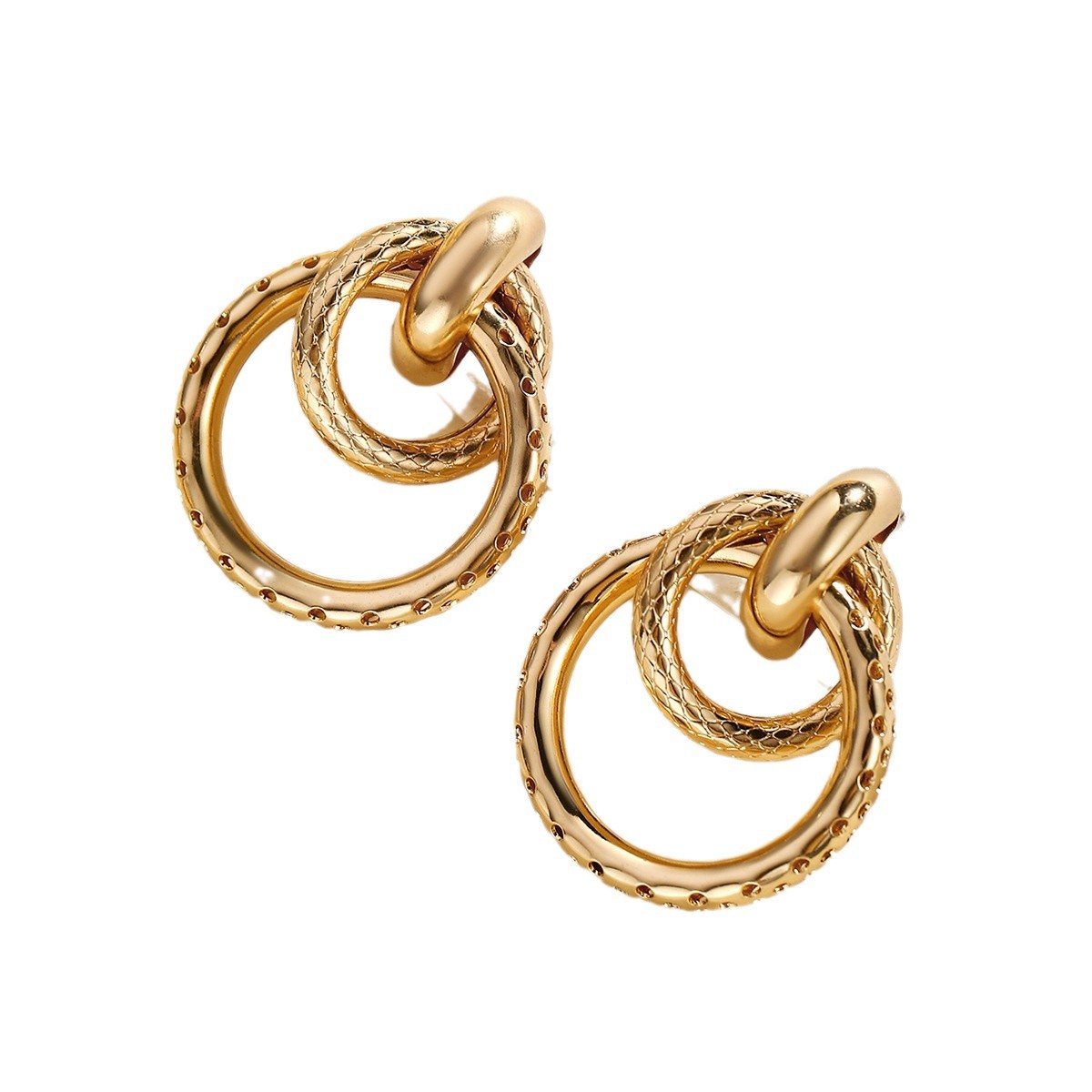 Wholesale of exaggerated and fashionable circular ear studs with creative retro geometric alloy material that are popular across Europe and America Item Picture