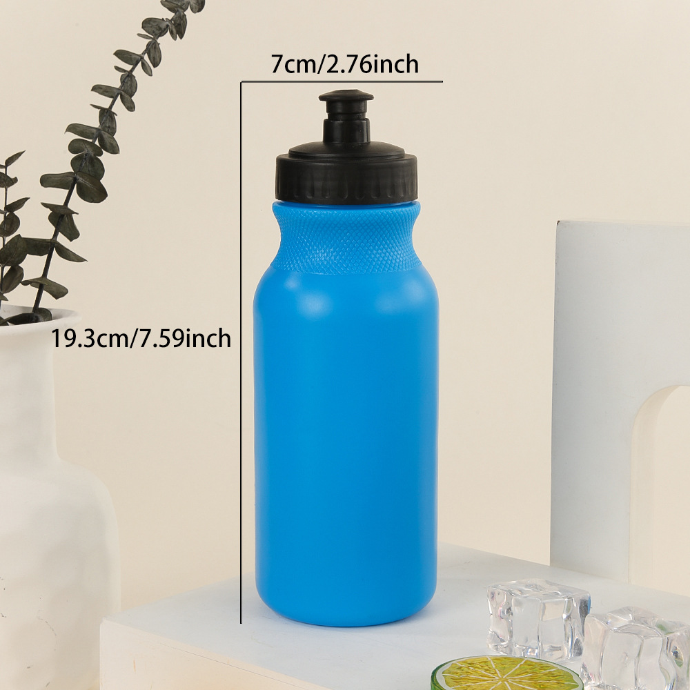 Portable extruded bicycle water cup for cross-border outdoor sports, PE plastic mountain bike fitness cycling water bottle Application Scenario