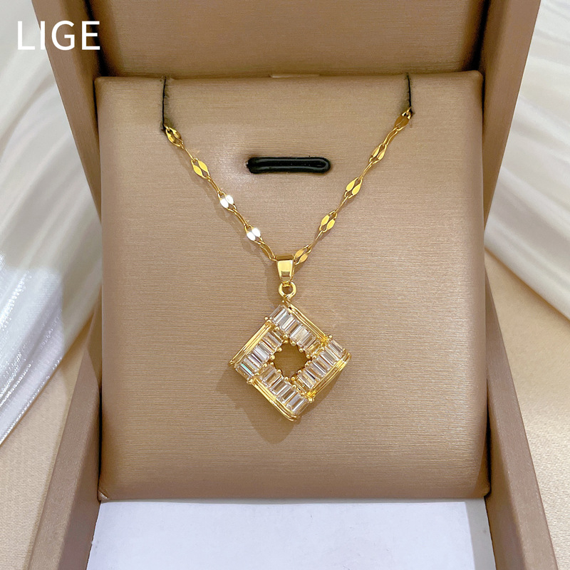 【 Titanium Steel 】 Necklace and earring set, light luxury Full diamond geometric square, personalized and elegant banquet earrings and necklaces Specification drawing