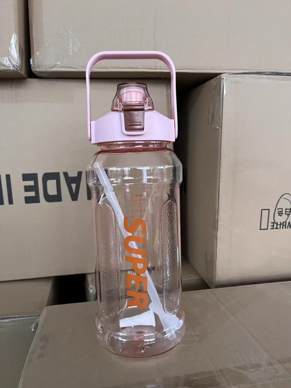 2-liter large-capacity sports water bottle, popular Instagram trendy straw cup with scale, portable and simple, leak-proof and shock-resistant water cup Item Picture