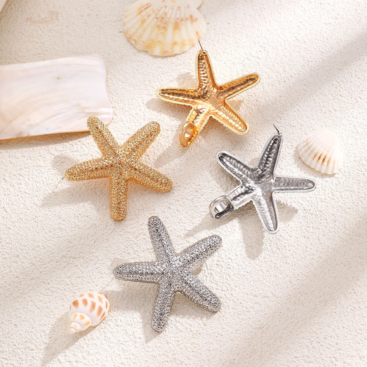 European and American cross-border ocean vacation style personalized starfish stud earrings for women, simple, exaggerated, niche and fashionable star earrings Application Scenario