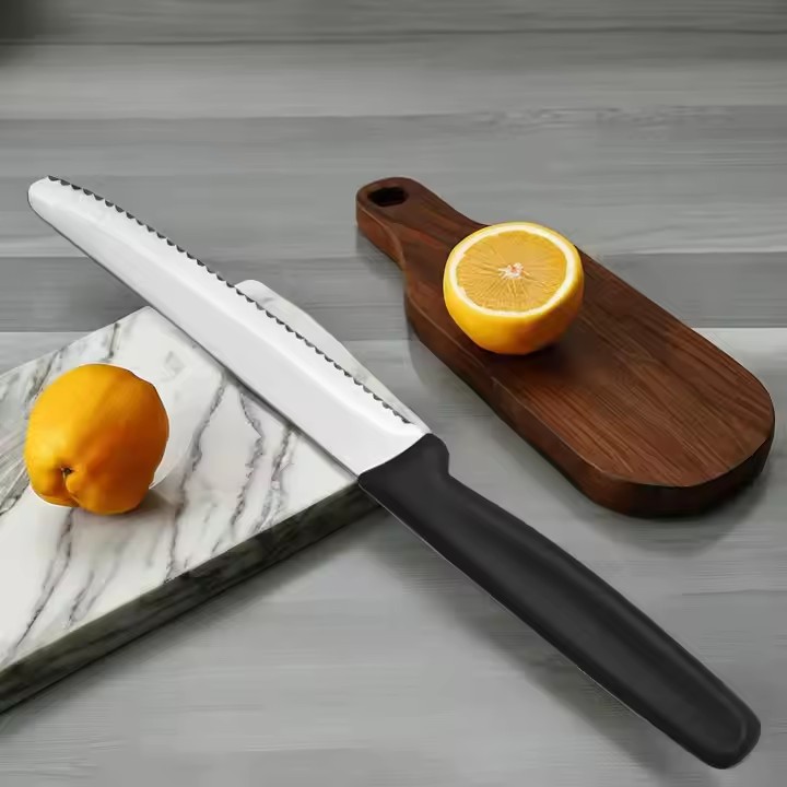 Manufacturer's in-stock stainless steel steak knives, plastic-handled Western serrated steak knives, and special kitchen knives for Western cuisine details Picture
