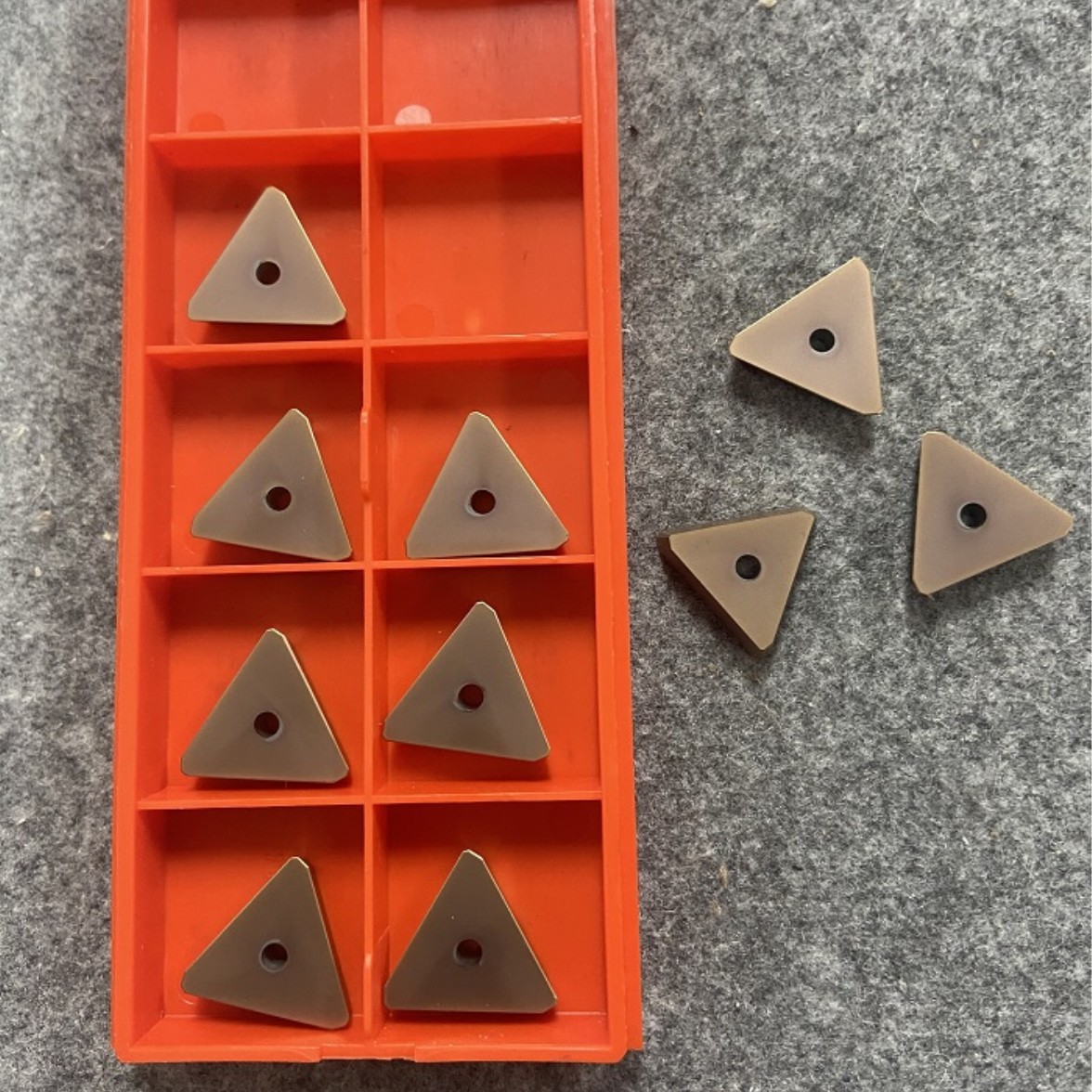 TPKN2204 right-angle CNC triangular milling cutter blade steel parts 90-degree super-hard alloy gantry milling die steel Specification drawing
