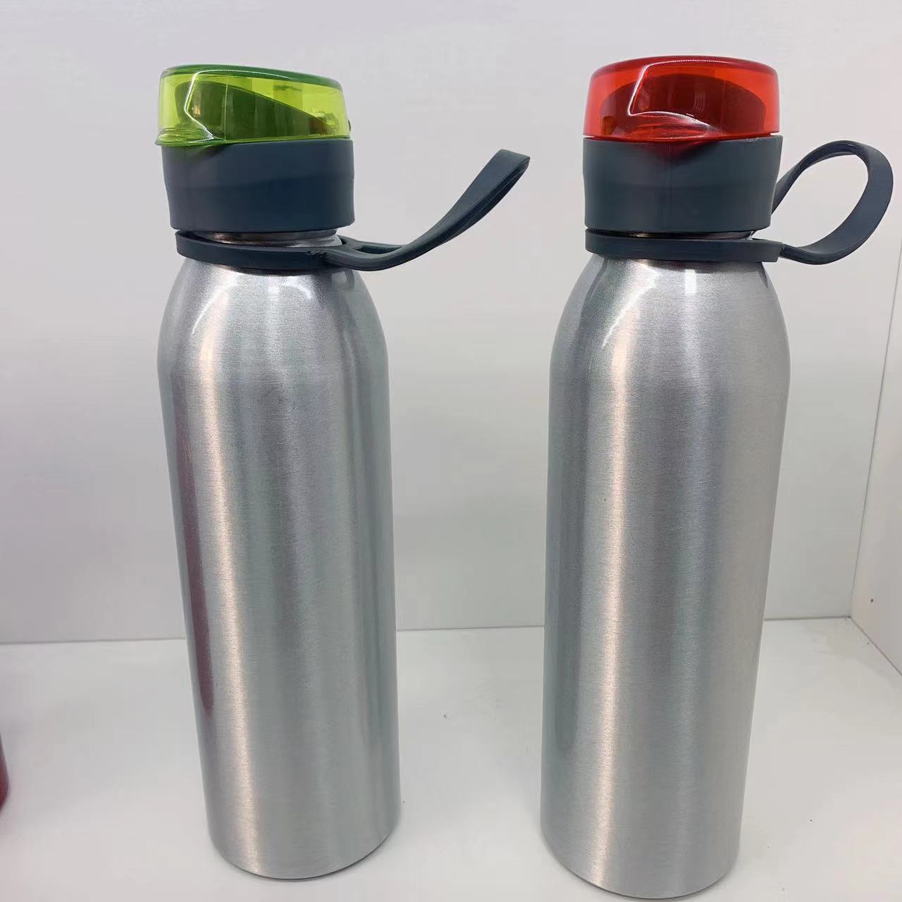 Aluminum sports water bottles, cycling cups, gift promotions, hot sales, cross-border American-style large-mouth new custom wholesale, outdoor Application Scenario