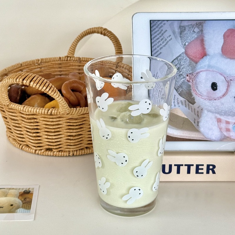 Ins-style cute glass cup print new water cup rabbit high appearance level large capacity milk coffee cup glass cup details Picture